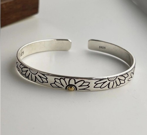 Solid 925 sterling silver - "solid,