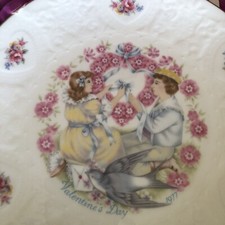 Royal Doulton 1977 Valentine's