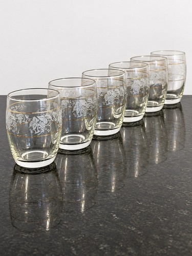 Grape vine etched liqueur - etched,