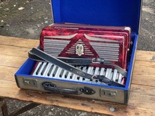 Vintage Red Worldmaster Accordion 80 Bass with case FOR RESTORATION