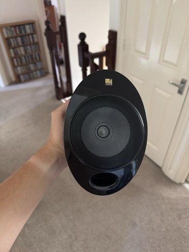 Kef 2001 wall mounted - kef, wall-mounted