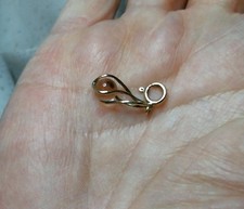 URI GELLER 9CT YELLOW GOLD