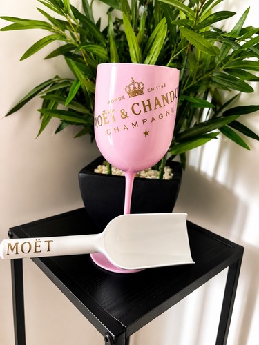 Moët chandon baby pink - &,
