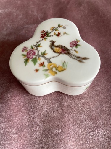 Vintage floral trinket - floral, box