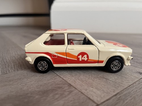 A210 corgi volkswagen polo - corgi,