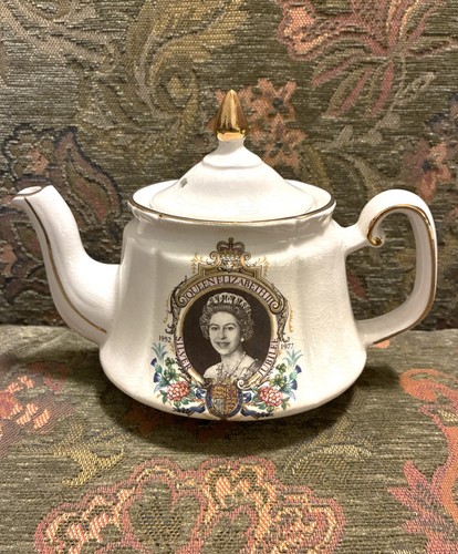 Queen elizabeth silver - queen, ii