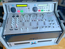 Kam KCd CDJ + kam kap500 mk2 - CD DECKS on flight case. All working