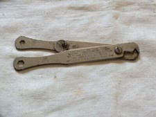 Vintage 1950's Bib Wire