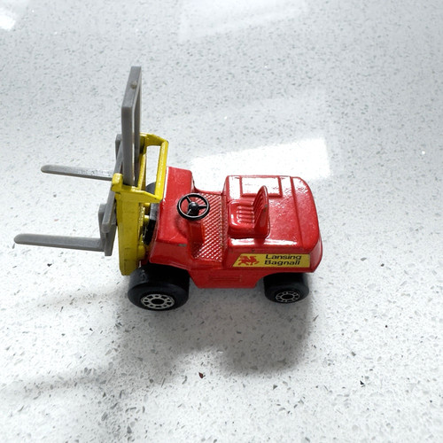 Matchbox fork lift truck no15 - lift,