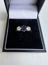 18ct White Gold Sapphire &