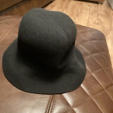 Black Unisex Kangol Hat Size