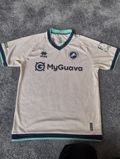 Millwall Cream AWAY Shirt Size L New With Tag.
