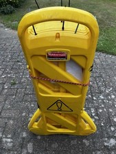 Rubbermaid Commercial Retractable Mobile Portable Safety Barrier