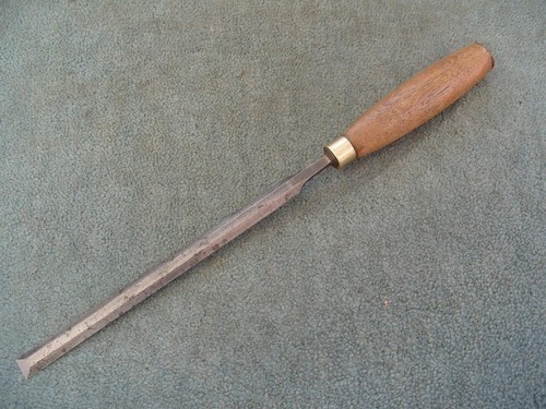 Wide bevel edged - bevel, paring