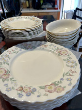 Vintage Set of 26 Arcopal