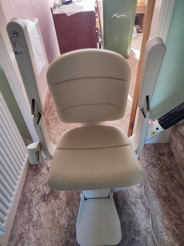 Handicare 1100 stairlift used - handicare,