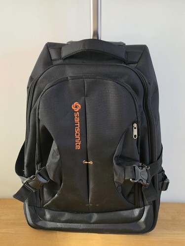 Samsonite rolling suitcase - samsonite,
