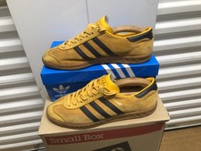 Passion Yellow Adidas Hamburg Trainers 10