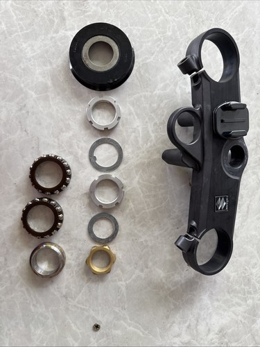 Gsxr 600 2004 model top - gsxr,