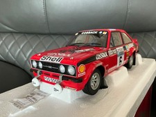 MINICHAMPS 1/18 FORD ESCORT