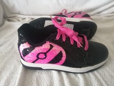 Heelys black & pink sequin Skate trainers Size UK 4 wheeled skate  shoes 