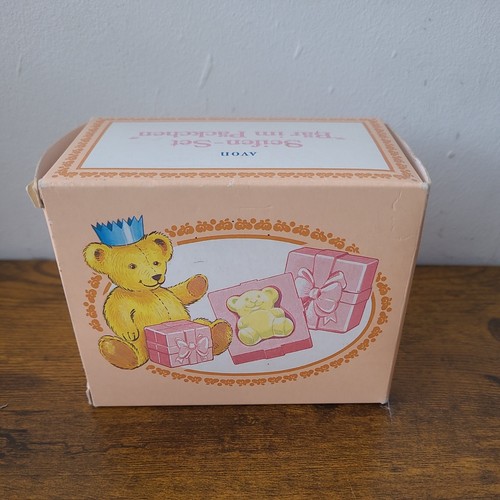 Vintage avon bear box - vintage, in
