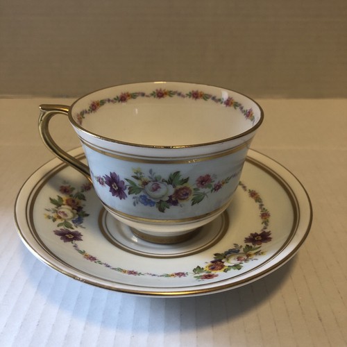 Colclough teacup and saucer - colclough,