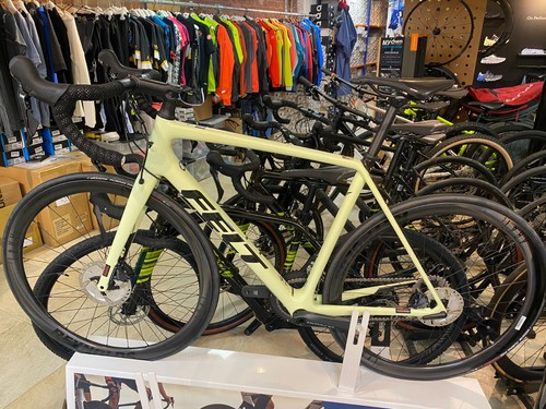 Felt advanced carbon fibre - fr,