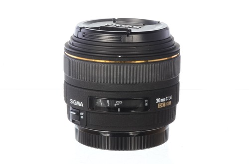 Sigma 30mm dc - ex,