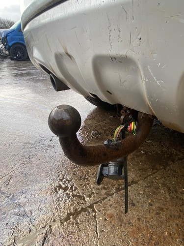 Ford kuga tow - ford, bar,