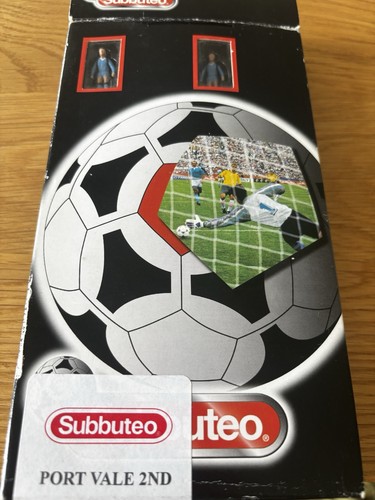 Subbuteo port vale 2nd - vale, kit