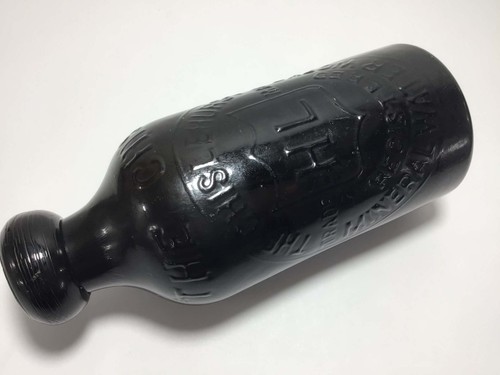 Superb black glass - glass, kent?
