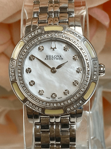 Bulova accutron pemberton - accutron,