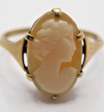 Vintage 9ct Gold & Hand Carved