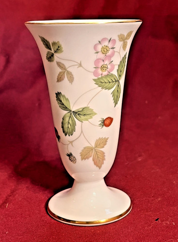 Wedgwood wild strawberry - wedgwood,