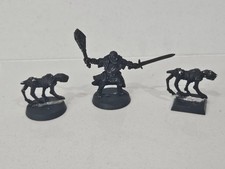 Warhammer Mordheim Witch Hunter and Warhounds