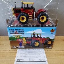 Ertl Toy Farmer Versatile 935