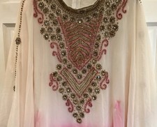 Ladies farasha In Ombré Cream To Pink