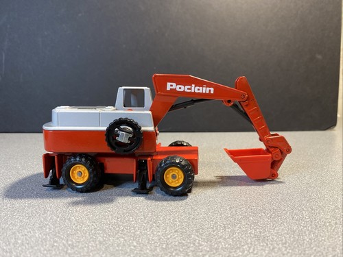 Poclain backhoe scale - 1/56,