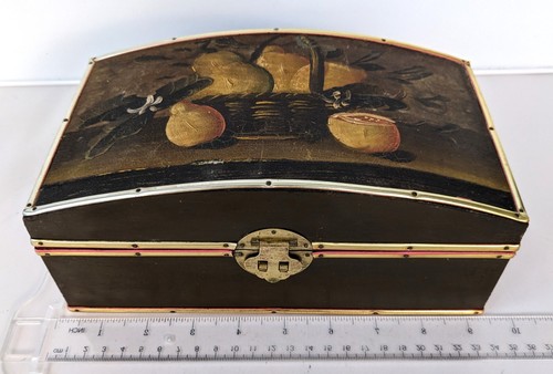 Vintage jewellery trinket box - jewellery,