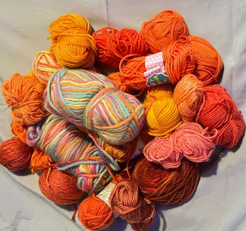 Knitting wool job - lot, orange