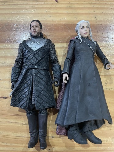 Jon snow and danaerys - jon,