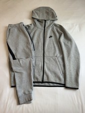 Grey Nike Tech Fleece (Old Season) Rare