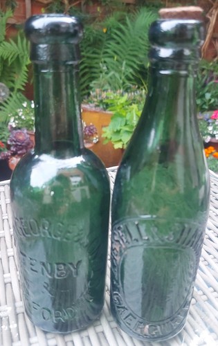 Pair vintage green embossed - pair,