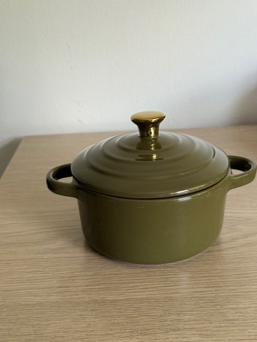 New mini casserole dish - new,