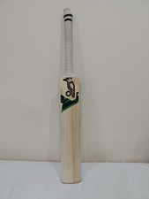 Kookaburra Kahuna Cricket Bat