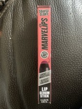 Soap & Glory Marvel Lips Vegan Lip Serum Stick - Berry Kissable - 1.8g