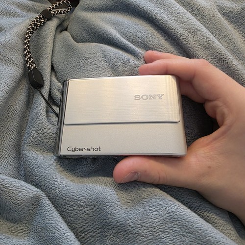 Sony digital camera cybershot - sony,