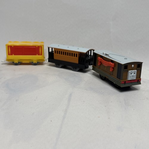 Trackmaster toby henrietta - toby,