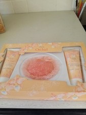 ORCHID SET OF POTTER &MOORE. BATH & SHOWER GEL, HAND CREAM, SCENTED SACHET. 